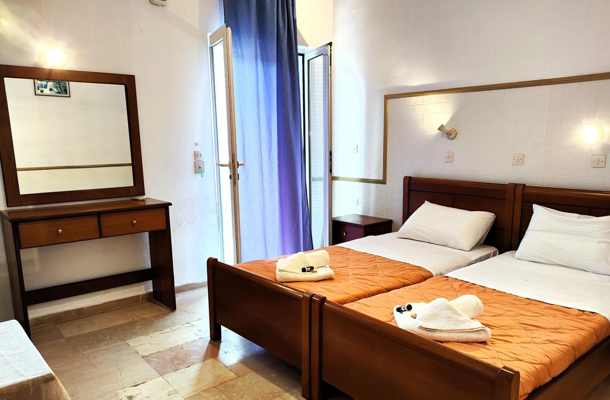 Eleni Apartments Sant George Beach Ájosz Jeórjosz Kültér fotó