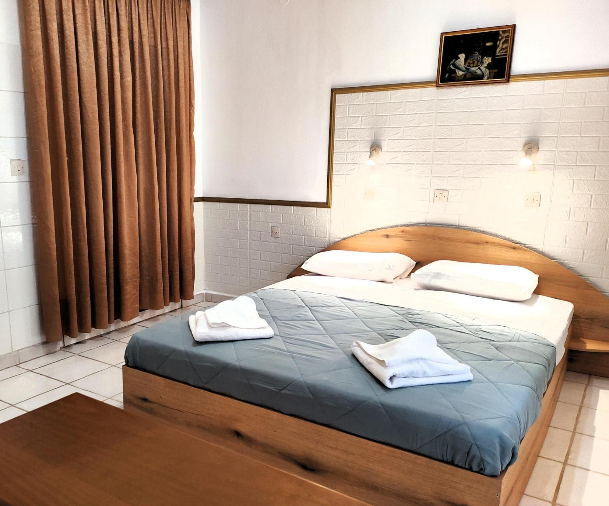 Eleni Apartments Sant George Beach Ájosz Jeórjosz Kültér fotó