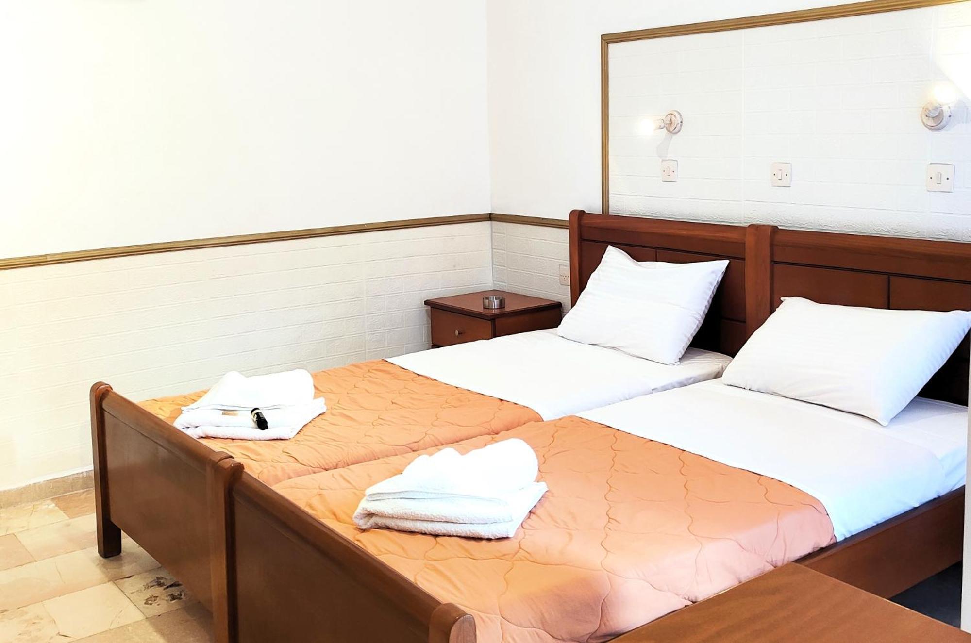 Eleni Apartments Sant George Beach Ájosz Jeórjosz Kültér fotó